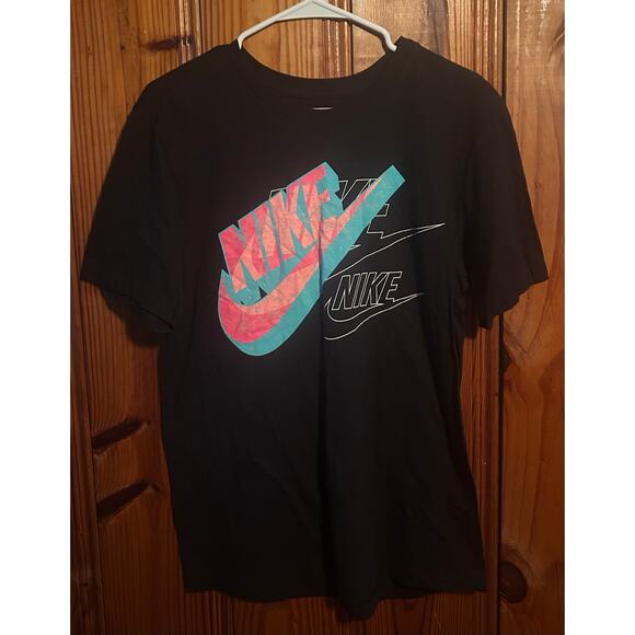 The Nike tee men’s black athletic tshirt size small swoosh basketball - Picture 1 of 3